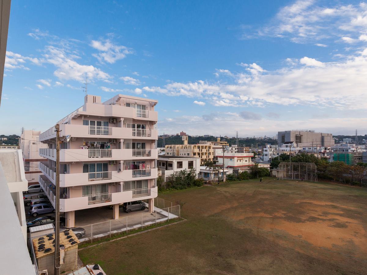 Kariyushi Condominium Resort Chatan Araha Sunset Eksteriør billede